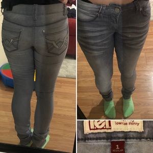 Another pair of Sexy Skinny Jeans.—GREY.